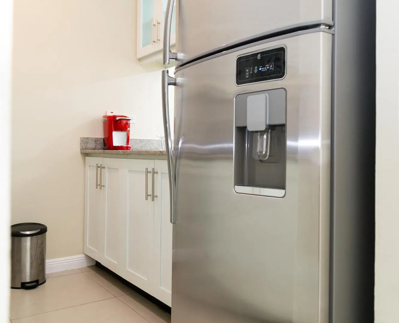 Smart Haven Studios In Kingston 0*,  Jamaika