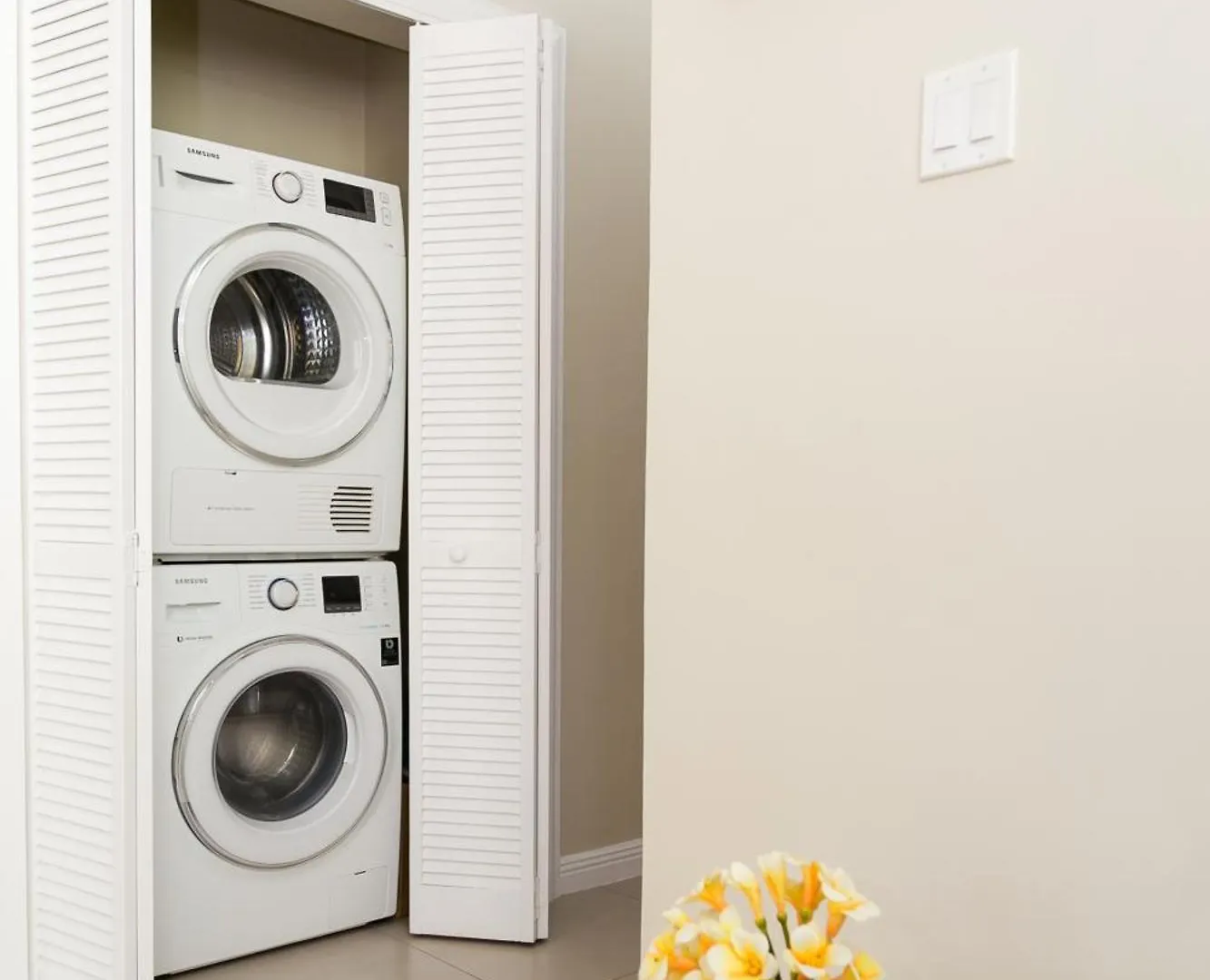 Apartment Smart Haven Studios In Kingston