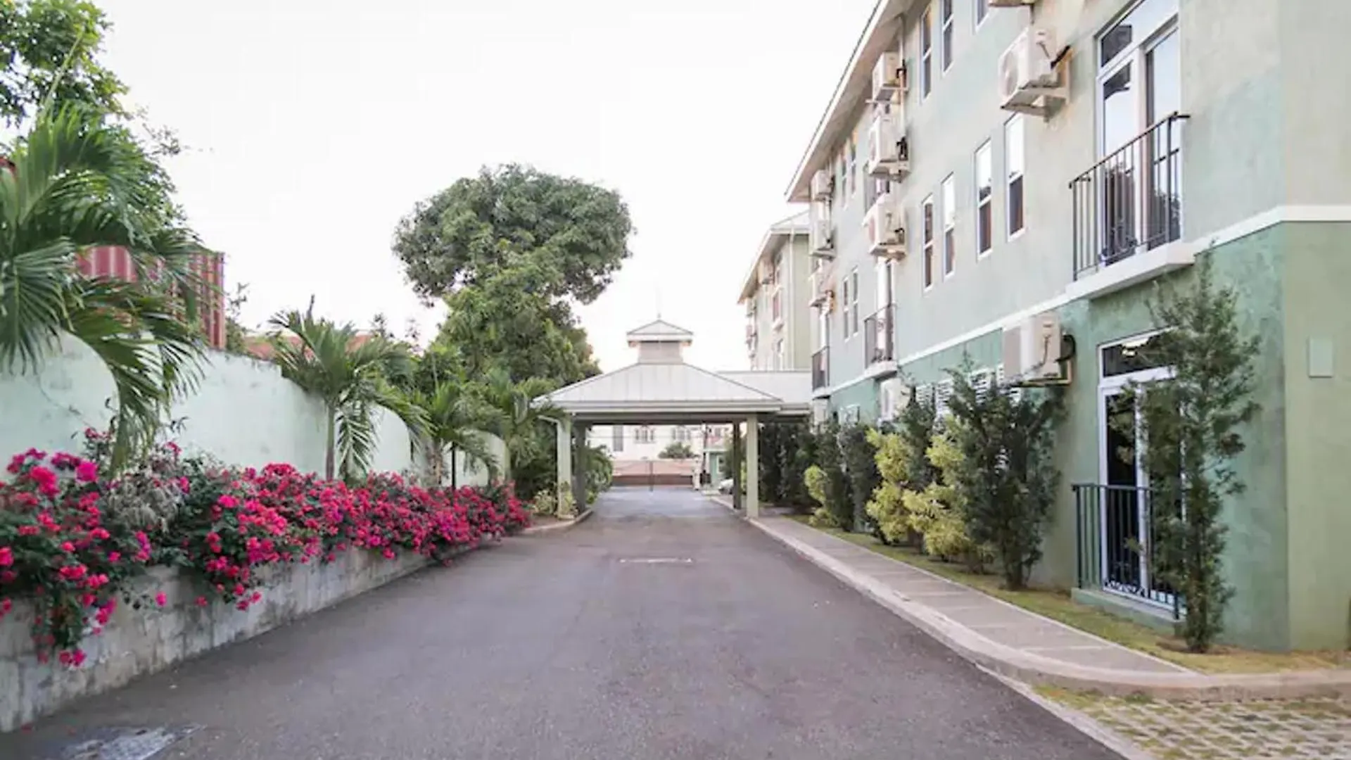 Apartamento Smart Haven Studios In Kingston